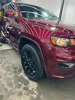 جیپ گراند شیرۆکی